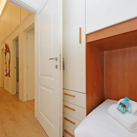 Binario 30 Lejlighed *